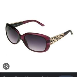 Foster Grant Oval Sunglasses